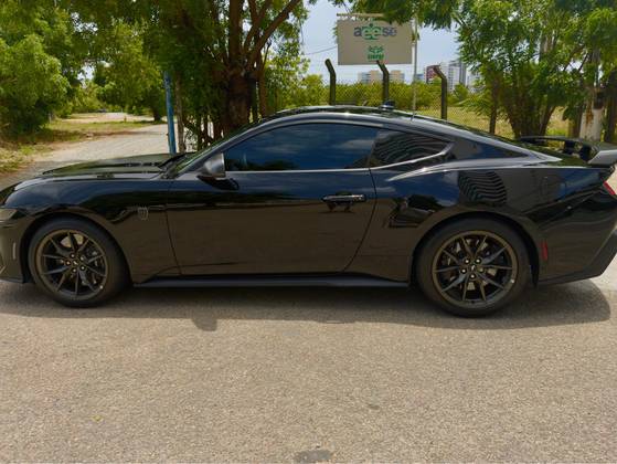 FORD MUSTANG 5.0 V8 GASOLINA DARK HORSE SELECTSHIFT FORD MUSTANG 5.0 V8 GASOLINA DARK HORSE SELECTSHIFT